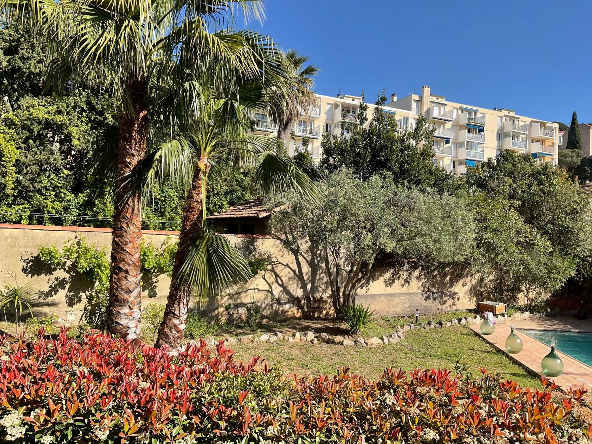 Villa La Provence Hyeres Exterior photo